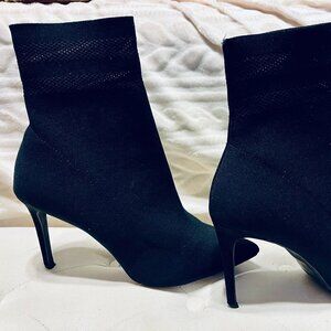 Steve Madden Cookie Fabric Pointed Toe Bootie